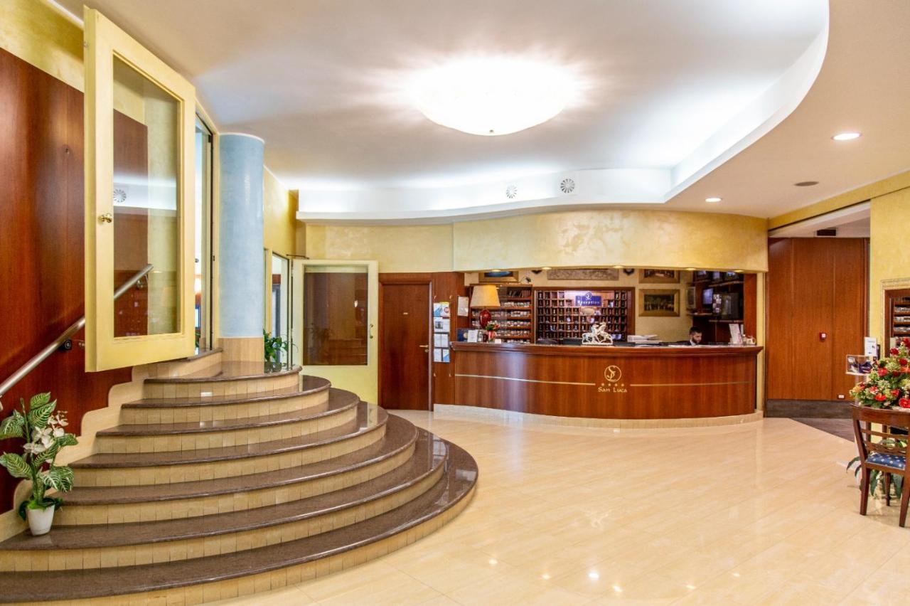 Hotel San Luca Battipaglia Exterior photo